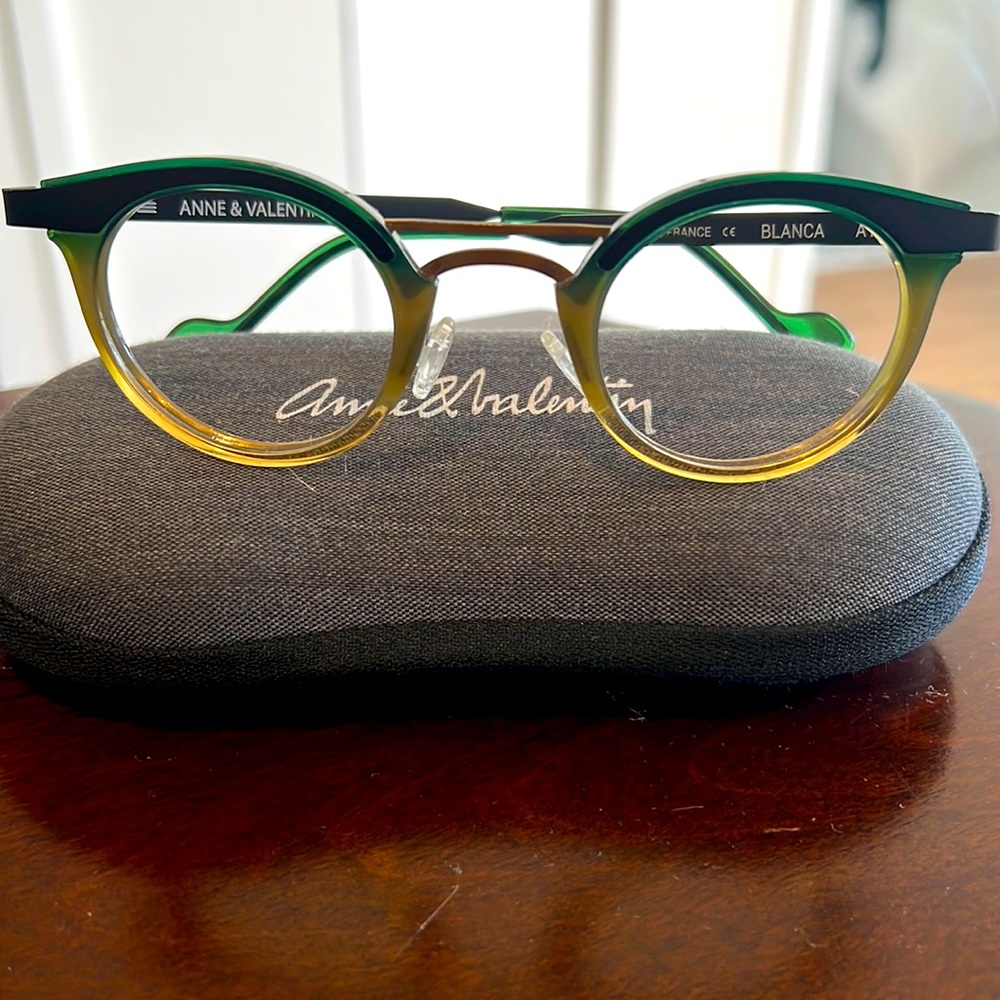 Eyeglasses